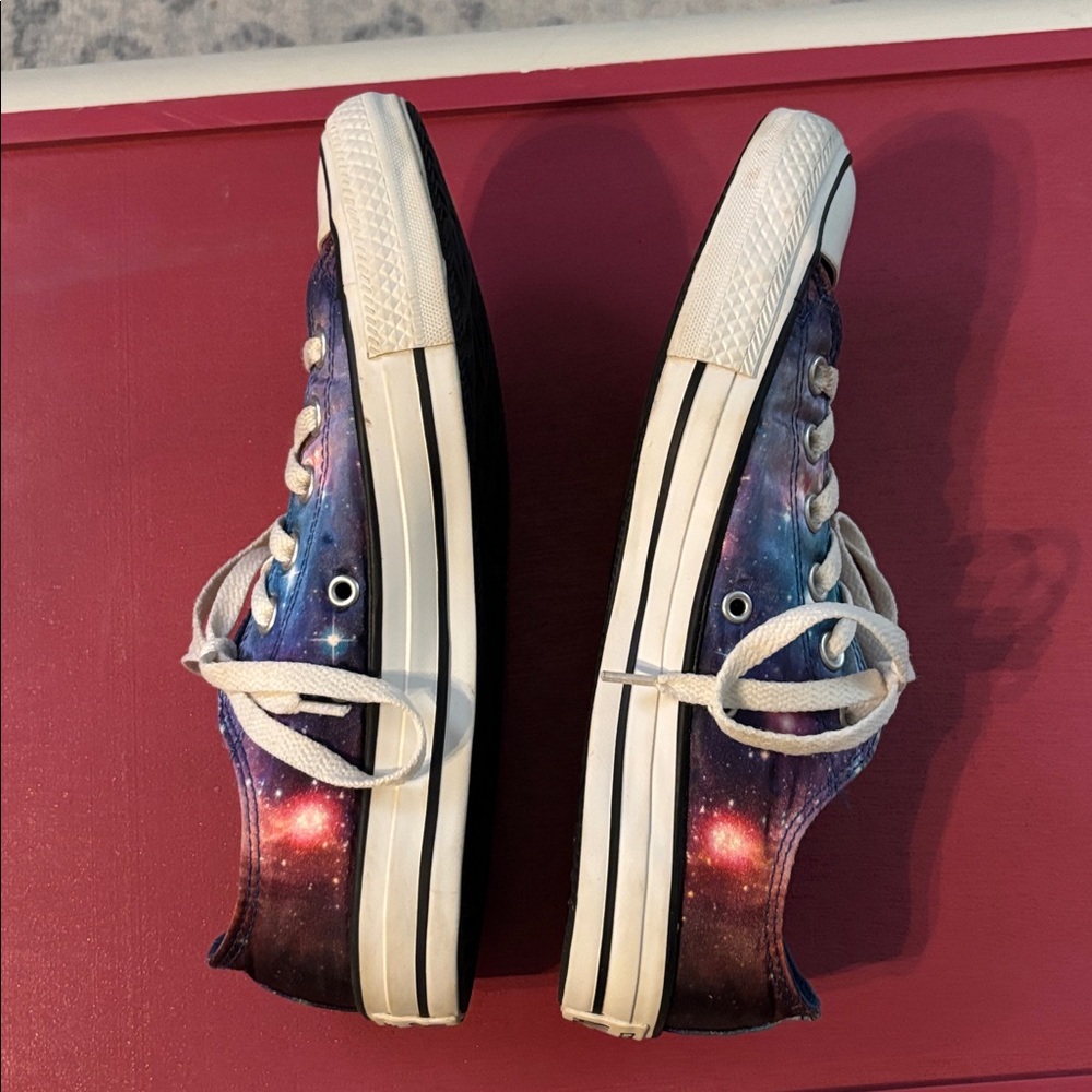 Galaxy Converse Low Top Shoes - Picture 6 of 8